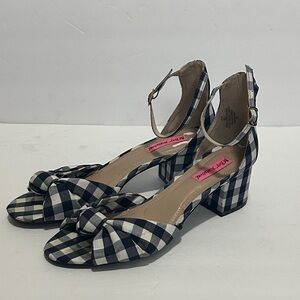 Betsey Johnson Ivee Ankle Strap Sandals size 9